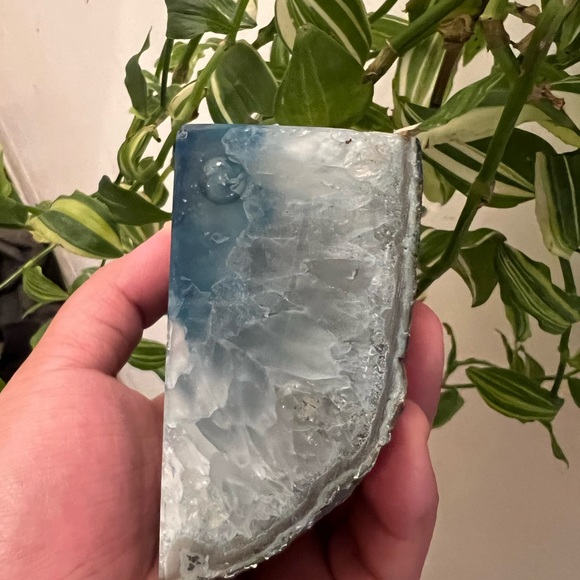 Blue Agate Crystal - Picture 12 of 12
